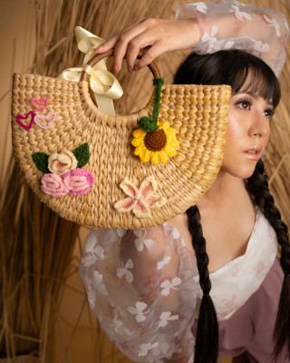 KAUNA NATURAL EMBROIDERED HANDBAG