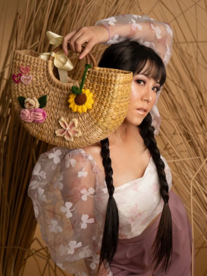 KAUNA NATURAL EMBROIDERED HANDBAG