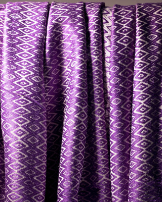 ALL OVER PURPLE MOTIF ERI SILK SHAWL (AHIMSA SILK) 