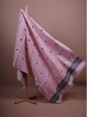 PINK ERI SILK SHAWL (AHIMSA SILK) WITH BLACK BORDER PINK ERI SILK SHAWL (AHIMSA SILK) WITH BLACK BORDER