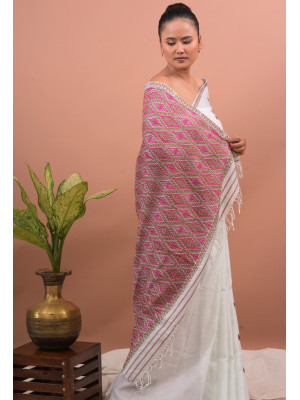 COTTON WHITE HANDWOVEN SAREE PINK AND GOLDEN BORDER COTTON WHITE HANDWOVEN SAREE PINK AND GOLDEN BORDER