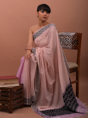 COTTON BEIGE ALTERNATING WITH A LIGHT PURPLE HANDWOVEN SAREE COTTON BEIGE ALTERNATING WITH A LIGHT PURPLE HANDWOVEN SAREE