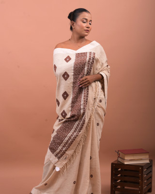 ERI BEIGE COLOUR SILK SAREE (AHIMSA SILK) WITH BROWN BORDER ERI BEIGE COLOUR SILK SAREE (AHIMSA SILK) WITH BROWN BORDER