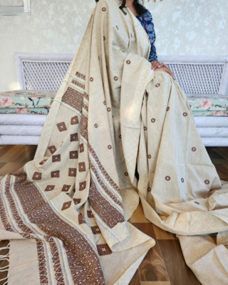 Eri by Eri Handwoven Saree Eri by Eri Handwoven Saree